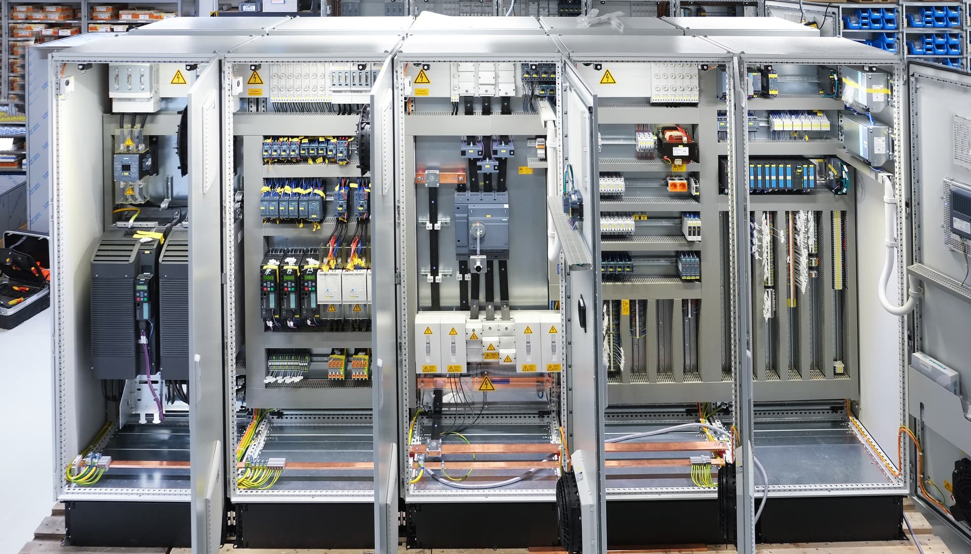 Elektrik Panosu Montajcısı (Schaltschrankmonteur)